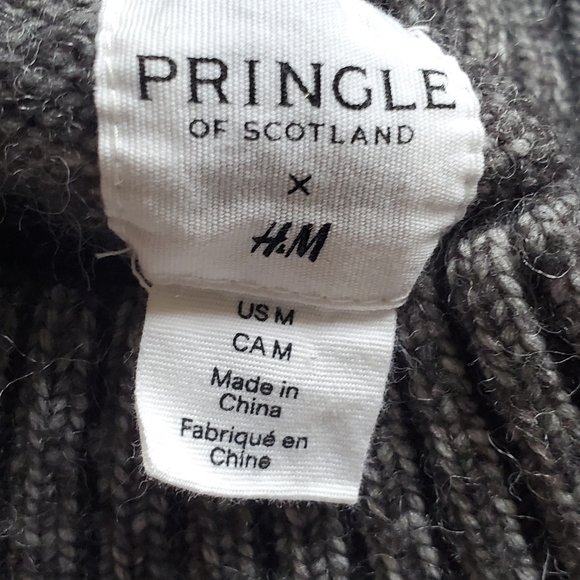 H&M Sweater - Picture 5 of 5